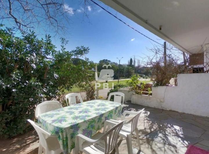 Casa · 114m² · 3 Ambientes · 1 Cochera