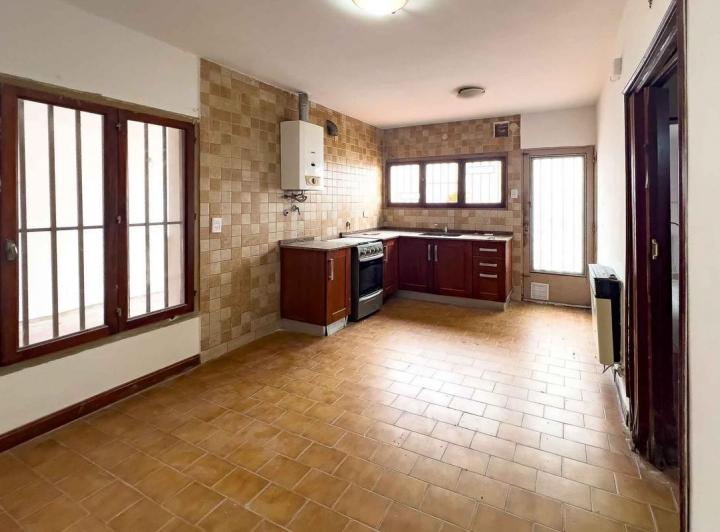 Casa · 85m² · 3 Ambientes · 1 Cochera