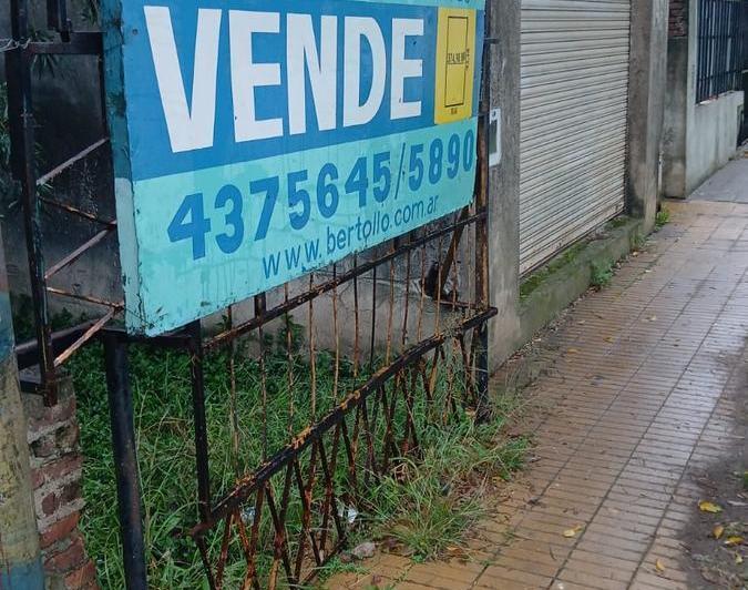 Terreno · 375m²