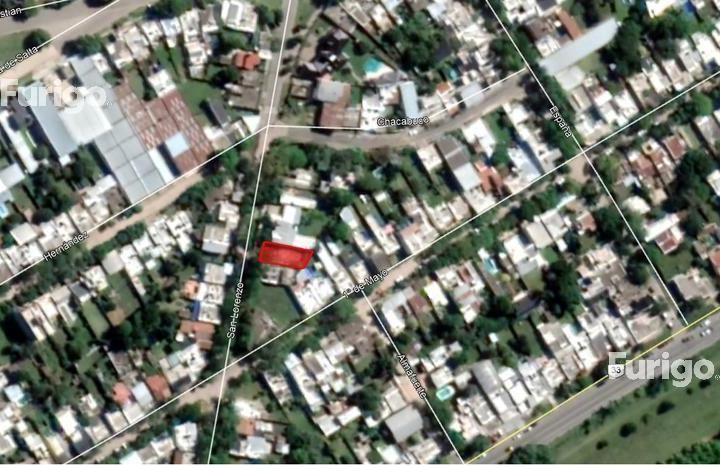 Terreno · 240m²