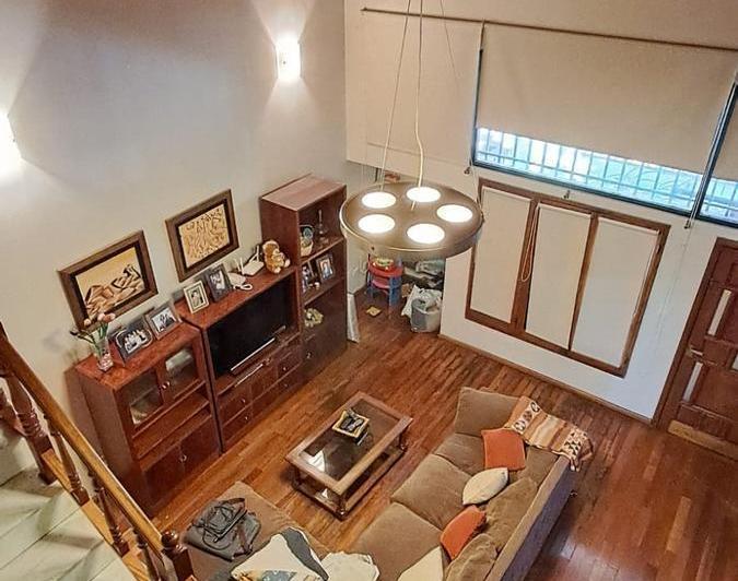 Casa · 230m² · 4 Ambientes · 3 Cocheras