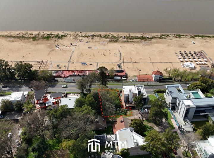 Terreno · 685m²