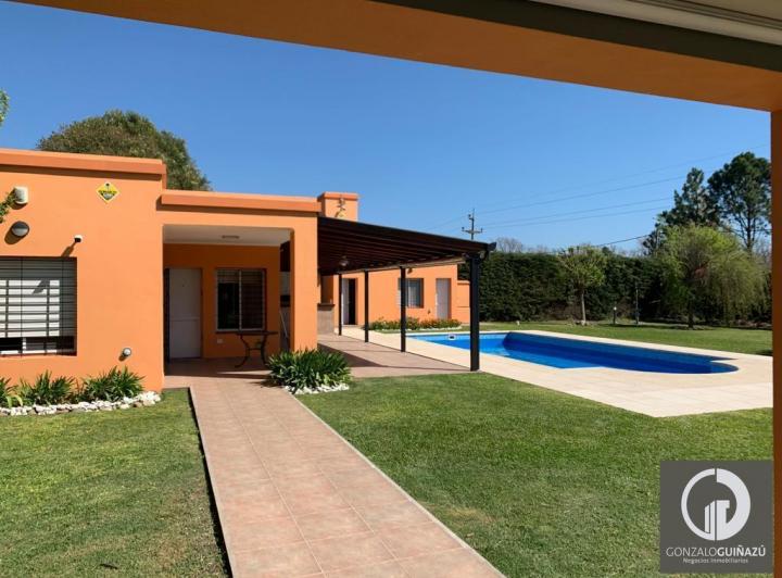 Casa · 150m² · 3 Ambientes · 2 Cocheras