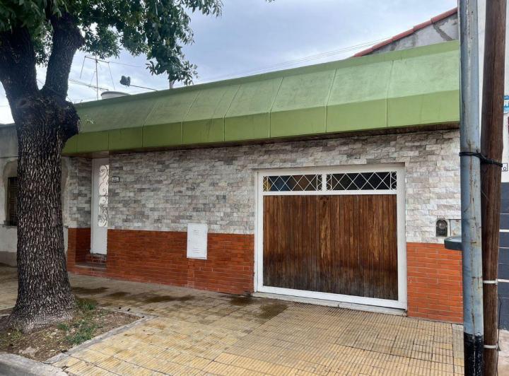 Casa · 108m² · 3 Ambientes · 1 Cochera