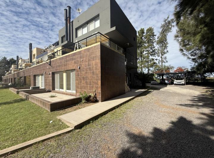 Departamento · 70m² · 3 Ambientes · 1 Cochera