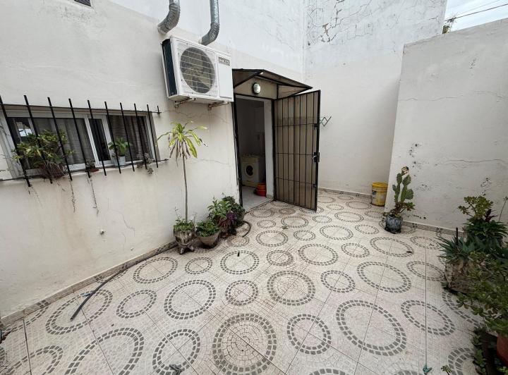 Departamento · 50m² · 5 Ambientes