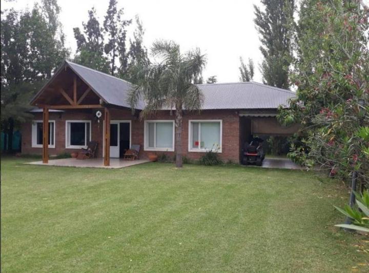 Casa · 94m² · 6 Ambientes