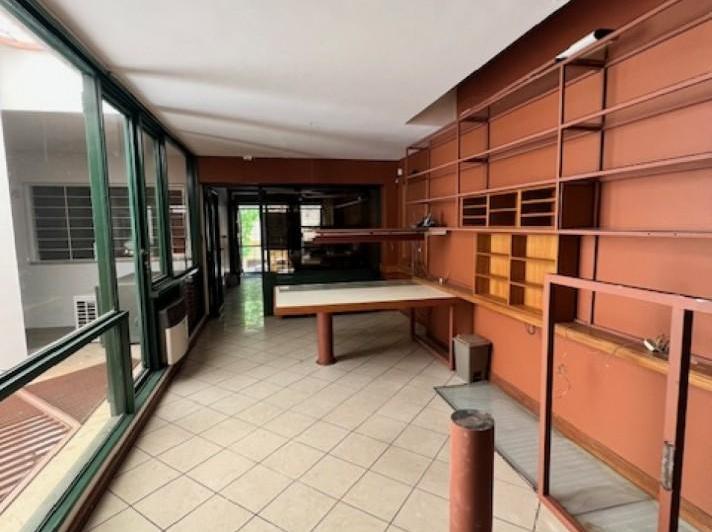 Oficina comercial · 120m² · 3 Ambientes · 2 Cocheras