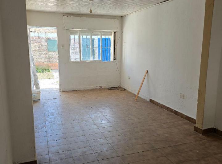 Casa · 100m² · 5 Ambientes · 1 Cochera