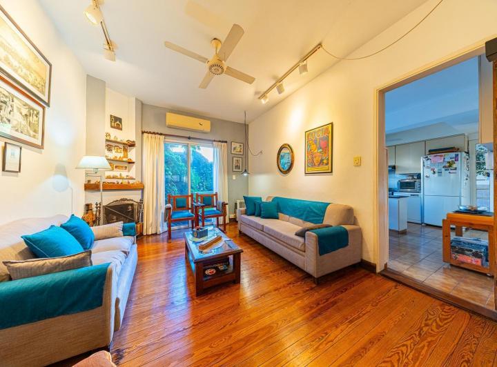 Casa · 195m² · 7 Ambientes · 2 Cocheras