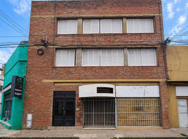 Local comercial · 137m² · 3 Ambientes