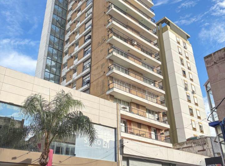 Departamento · 240m² · 5 Ambientes · 1 Cochera