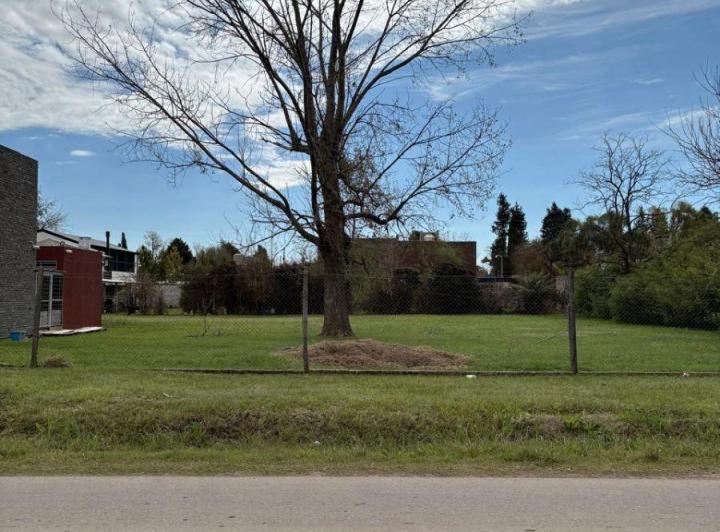 Terreno · 1108m²