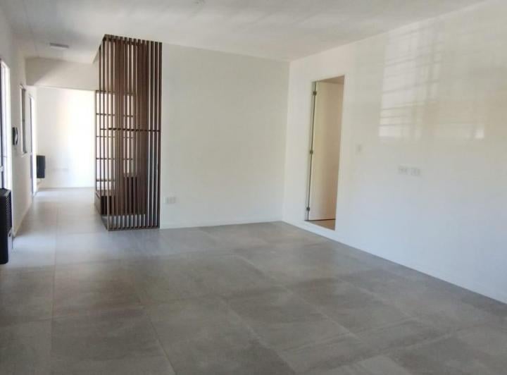 Casa · 125m² · 5 Ambientes · 1 Cochera