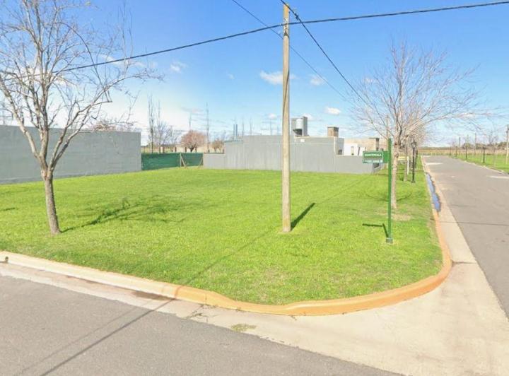 Terreno · 219m²