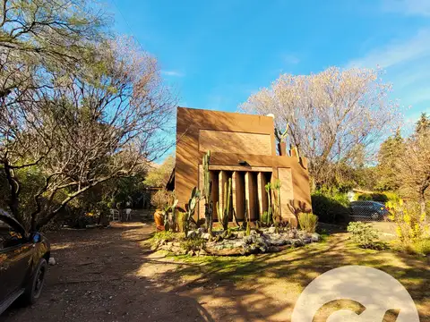 Casa en Venta en Av Dos Venados, Merlo
