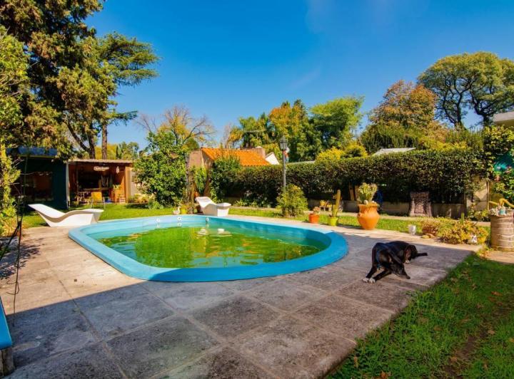 Casa · 115m² · 4 Ambientes · 2 Cocheras