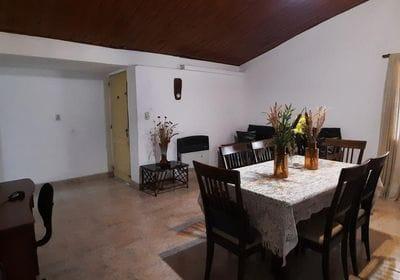 Casa · 84m² · 5 Ambientes · 2 Cocheras