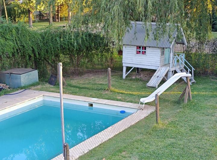 Casa · 140m² · 6 Ambientes · 2 Cocheras
