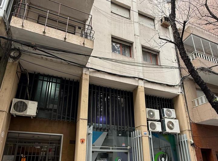 Local comercial · 430m²
