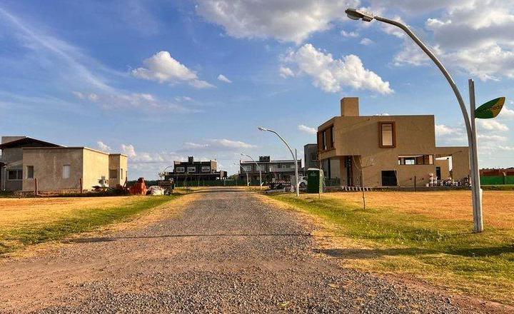 Terreno · 300m²