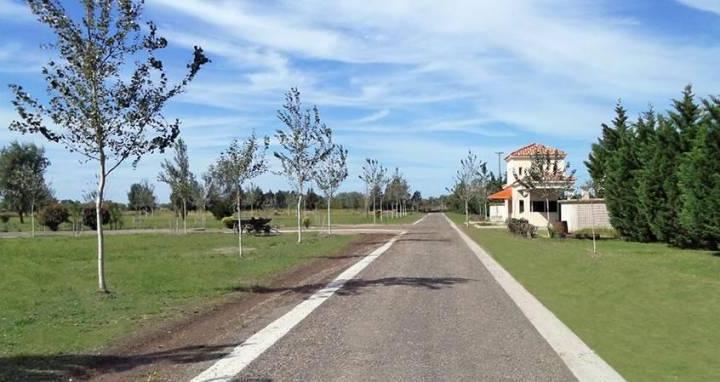 Terreno · 901m²