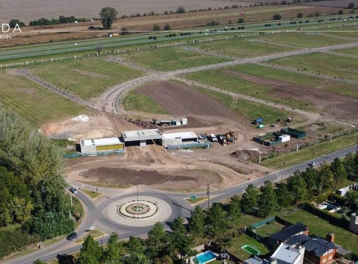 Terreno · 800m²