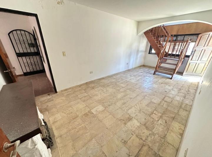 Casa · 171m² · 7 Ambientes · 1 Cochera