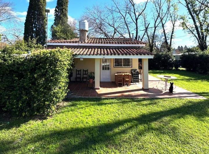 Casa · 100m² · 3 Ambientes · 1 Cochera
