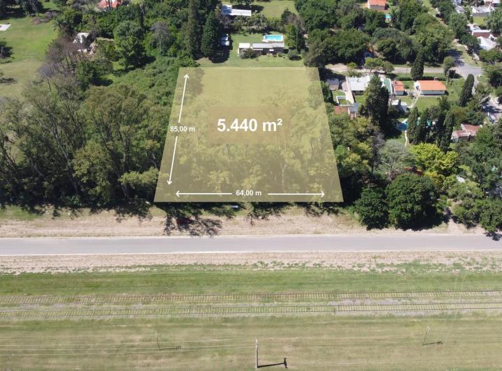 Terreno · 5400m²