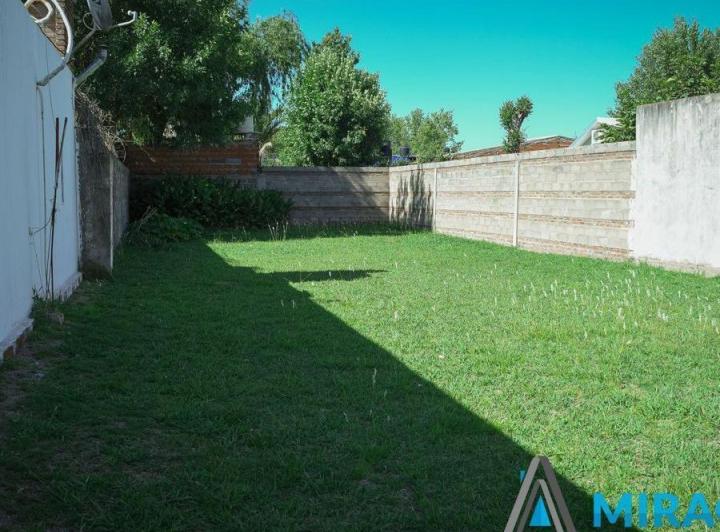 Terreno · 300m²