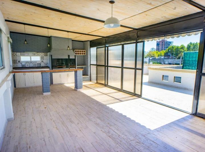 Casa · 8 Ambientes