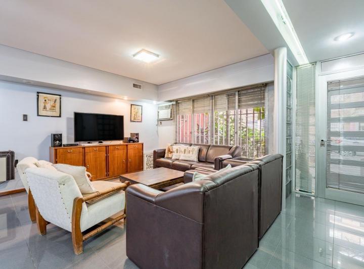 Casa · 253m² · 10 Ambientes