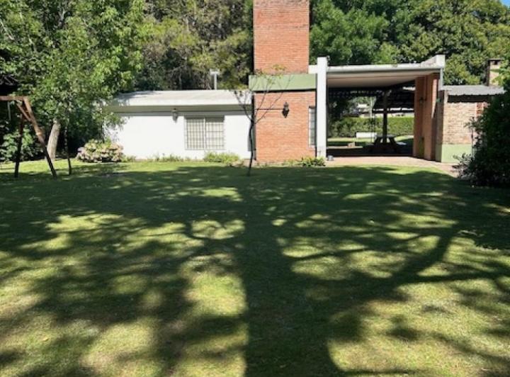 Casa · 217m² · 3 Ambientes · 3 Cocheras