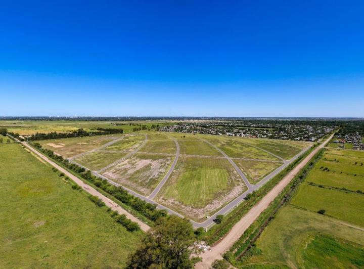 Terreno · 556m²