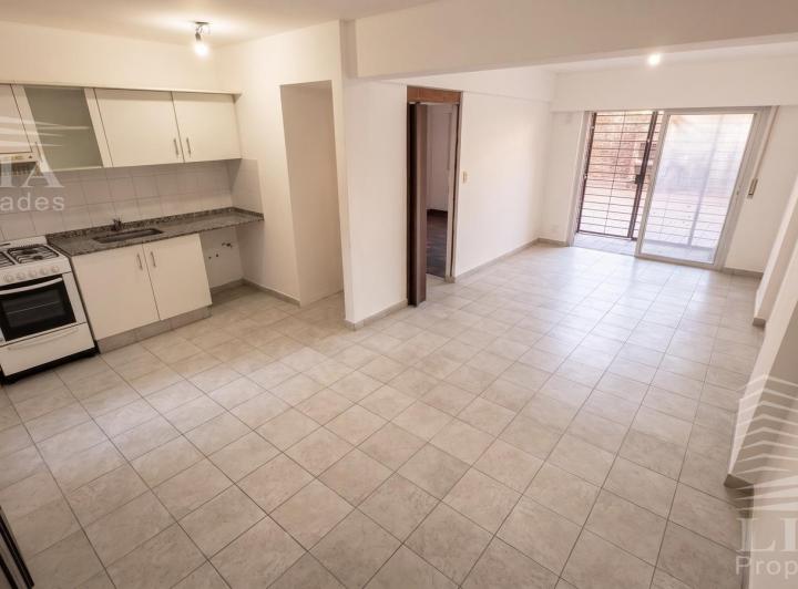 Departamento · 41m² · 4 Ambientes · 1 Cochera
