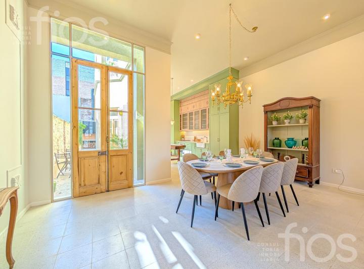 Casa · 146m² · 4 Ambientes · 1 Cochera