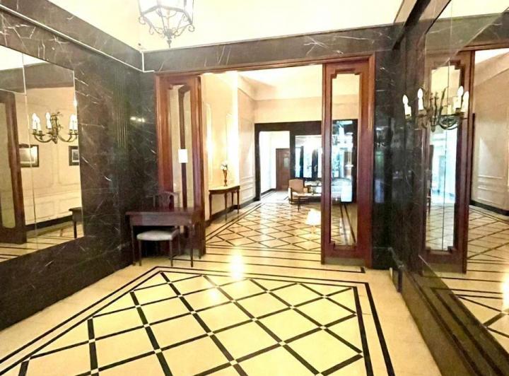 Departamento · 190m² · 4 Dormitorios · 1 Cochera