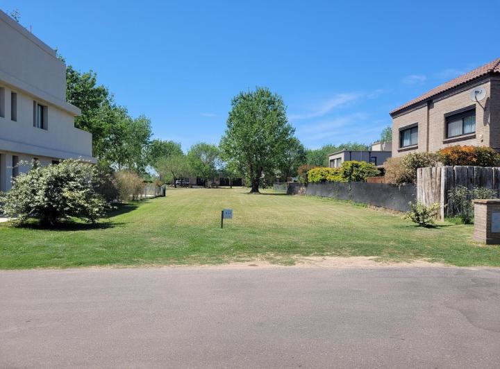 Terreno · 458m²