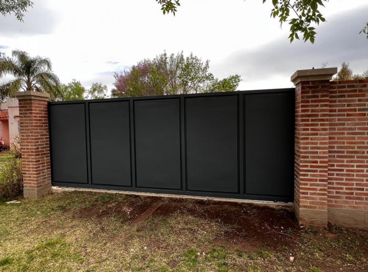 Terreno · 875m²