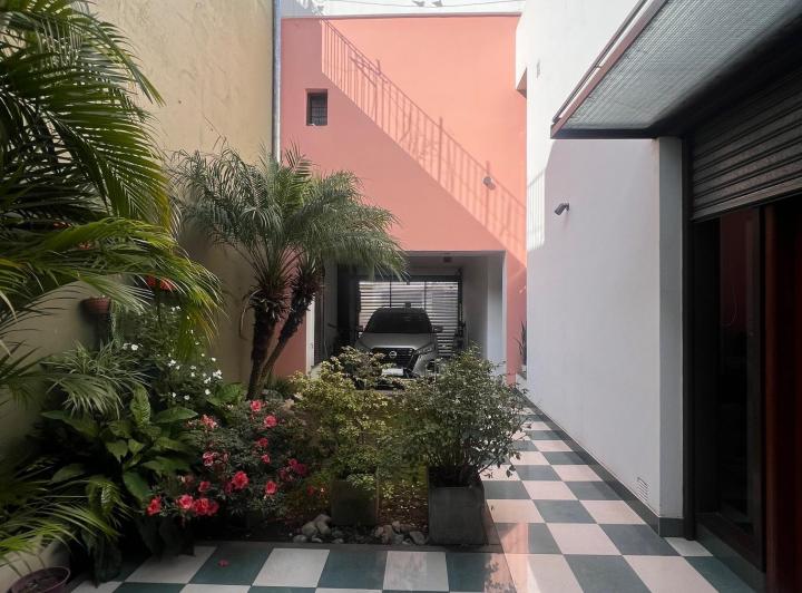 Casa · 194m² · 4 Ambientes · 1 Cochera
