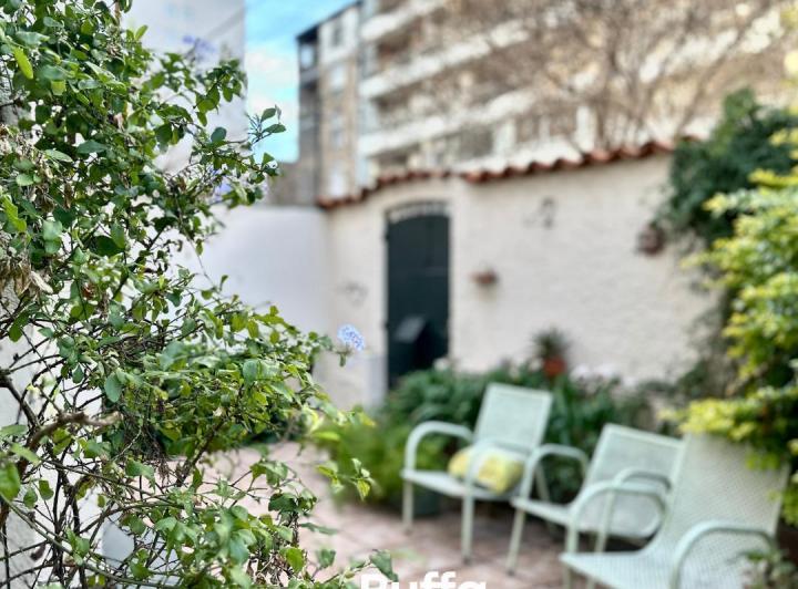 Casa · 140m² · 12 Ambientes · 1 Cochera