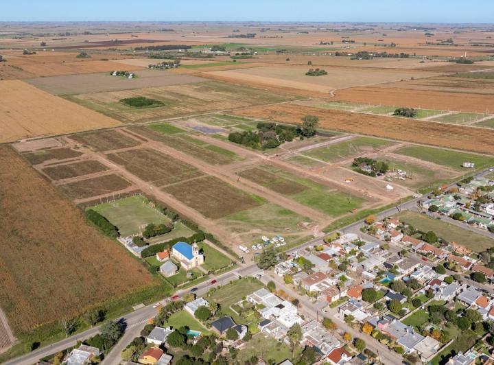 Terreno · 408m²