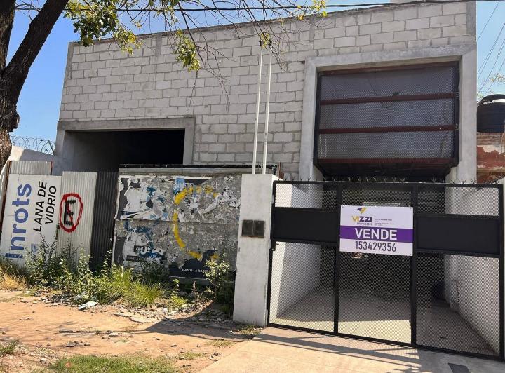 Bodega-Galpón · 248m² · 4 Ambientes