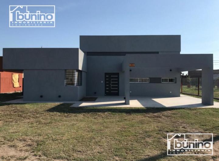 Casa · 90m² · 7 Ambientes · 1 Cochera