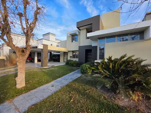 Casa en Venta en Luzuriaga, Maipú