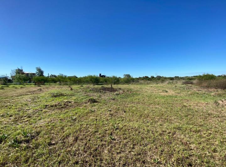 Terreno · 1077m²