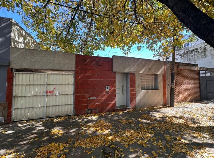 Casa · 108m² · 4 Ambientes · 1 Cochera