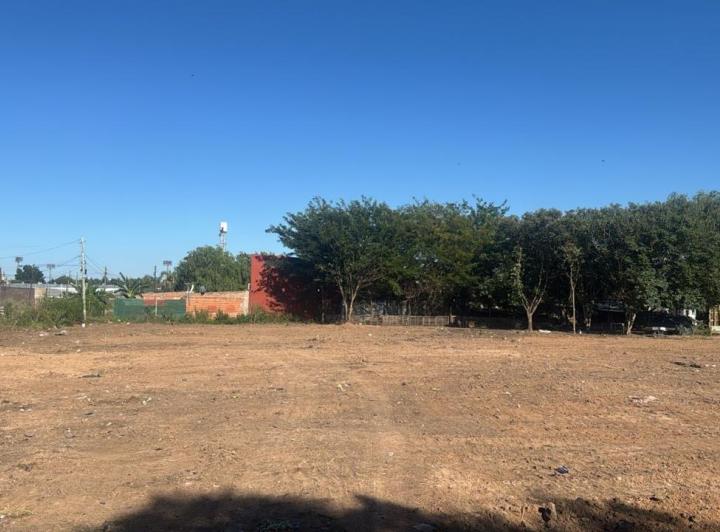 Terreno · 2054m²