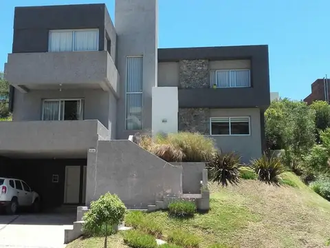Casa en Venta en La Rufina, Countries y Barrios Cerrados en Cordoba Capital